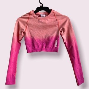 Gymshark Long Sleeved Crop Top (NWOT)